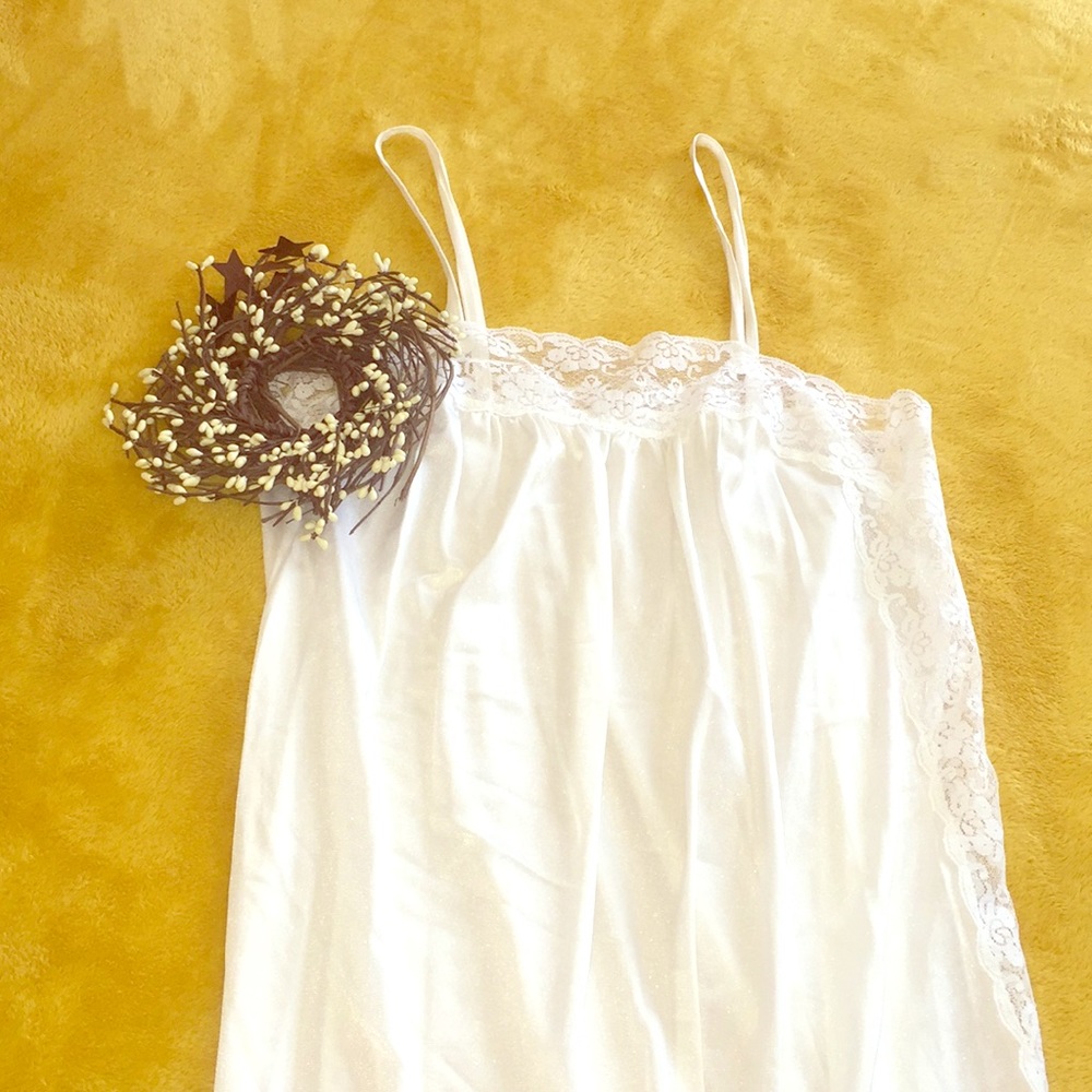 Full length slip